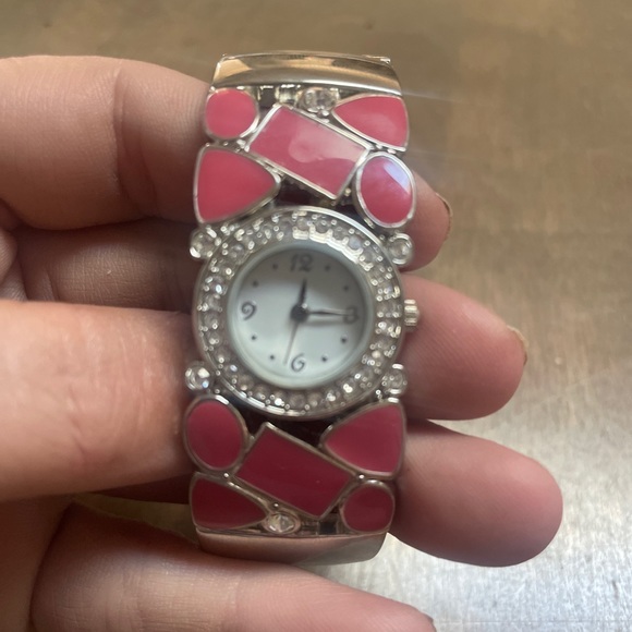 Pink and silver cuff watch - Picture 3 of 3